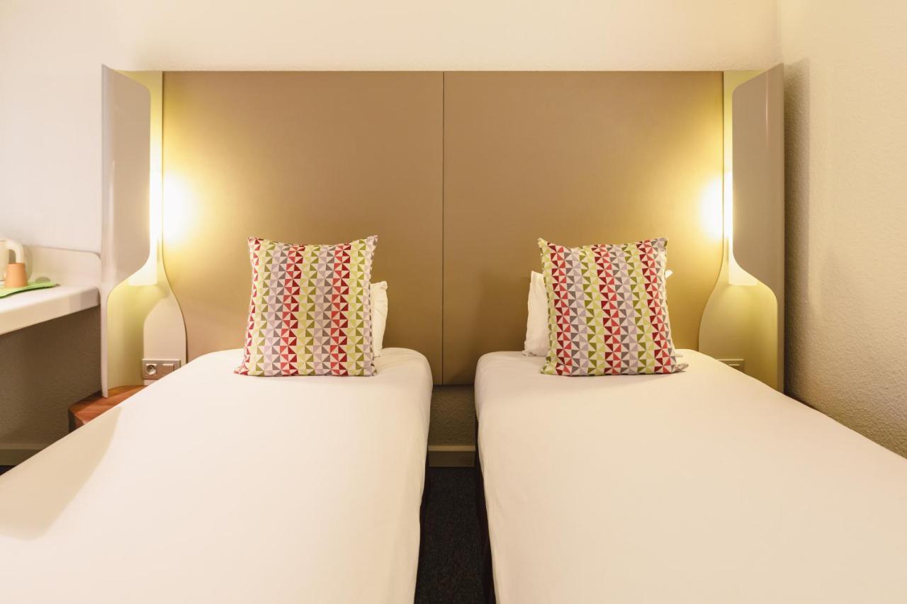 Hotel Campanile Lyon Bron Eurexpo Esterno foto